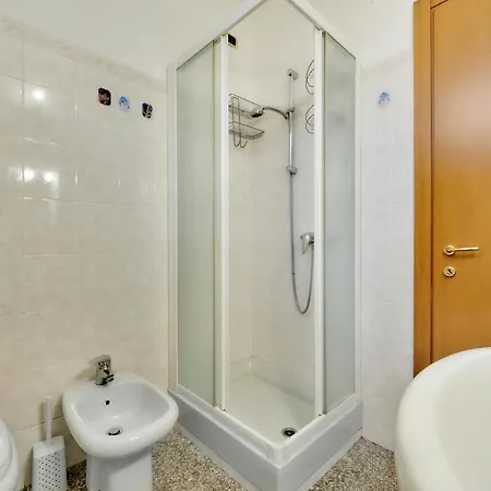 In Centro Apartment Lierna